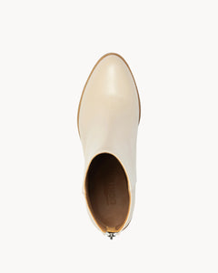 Vera Ivory
